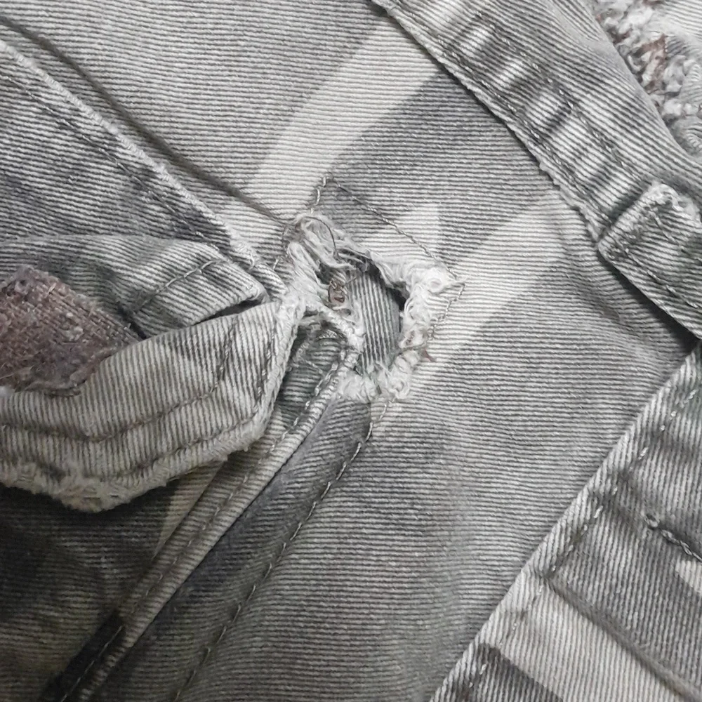 Wrangler Jean company camo cargo pants 36x32 - Picture 4 of 8